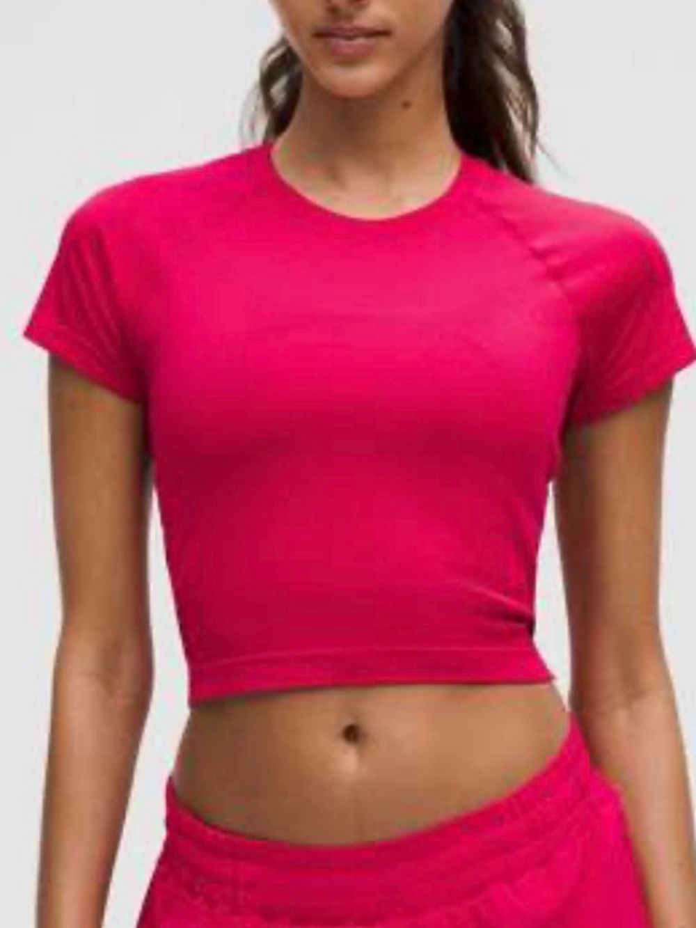 Lululemon swiftly crop top it’s a bright pink